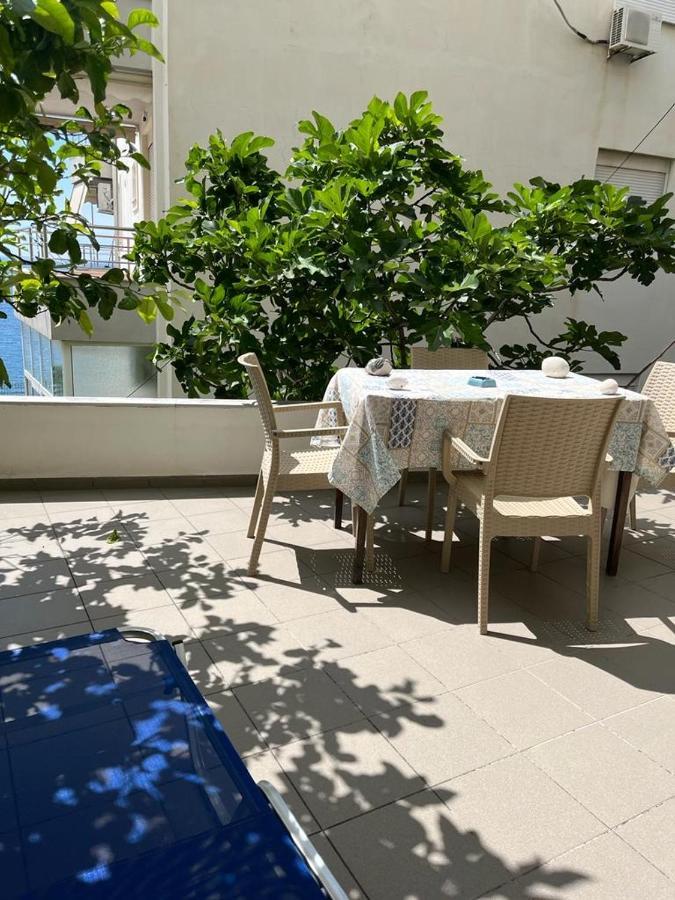 Riviera Rooms Sarande Exterior photo