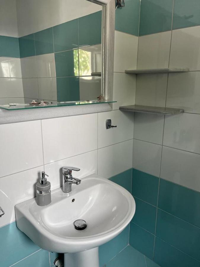 Riviera Rooms Sarande Exterior photo